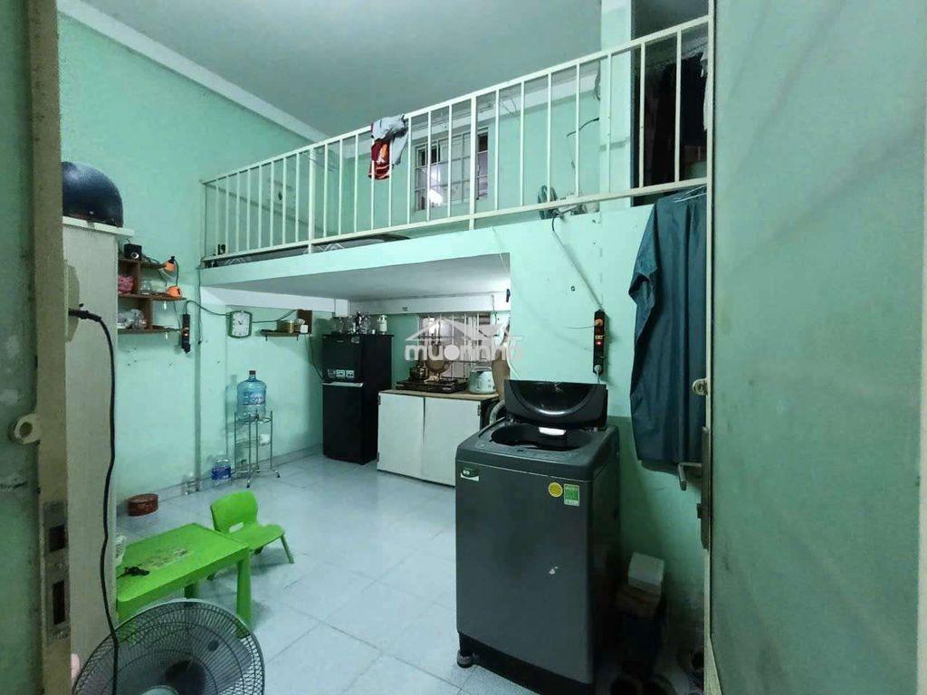 Em gái khu công nghiệp buồn tình. nhà 100% tiền 285 triệu - 3