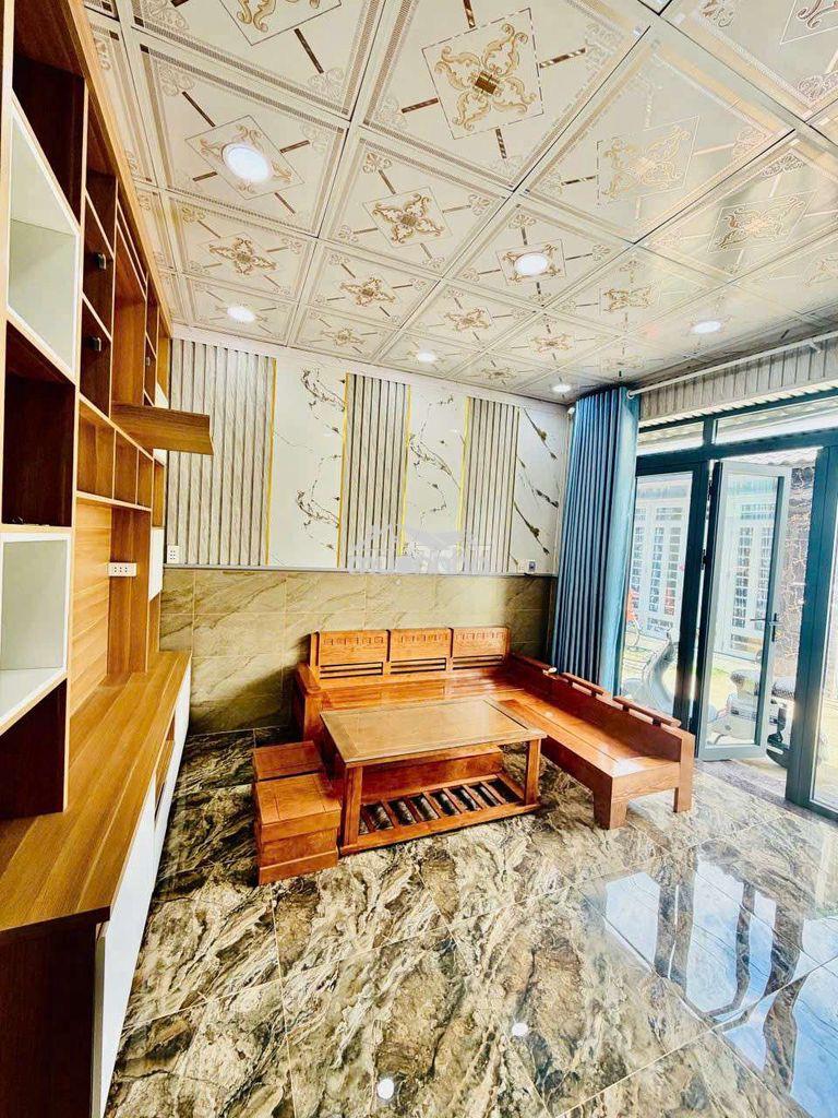 Nhà nguyên căn 40m2, mới xây, ốp đá nguyên nhà, full nội thất, ht phát