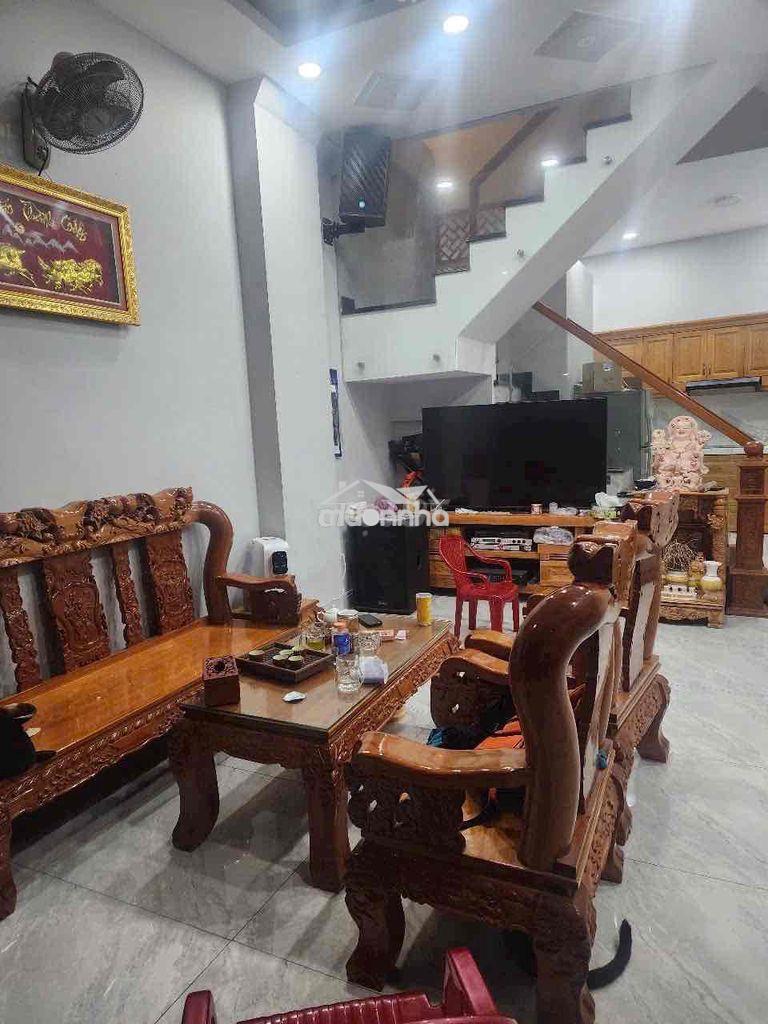 🇻🇳🇻🇳🇻🇳Nhà nguyên căn có nội thất 4pn 3wc huỳnh tấn phát q7