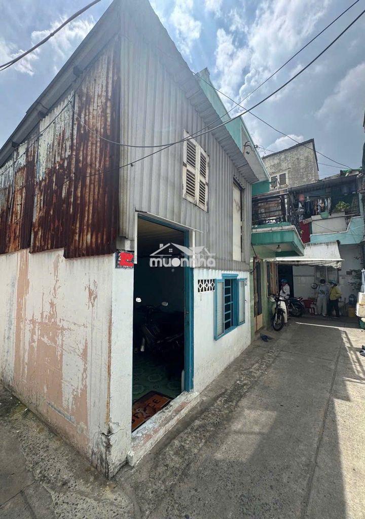 Nhà cũ bà hom,diện tích lớn cho anh chị thích xây nhà mới - 2