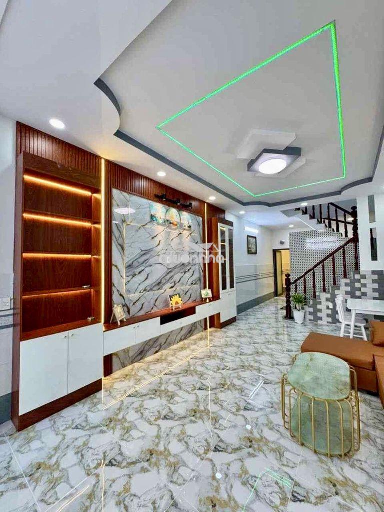 Nhà sân đậu2 ô tô-mai hắc đế -mễ cốc q8 - 4,2x25m - 3 tầng- 5pn-6.5 tỷ - 4