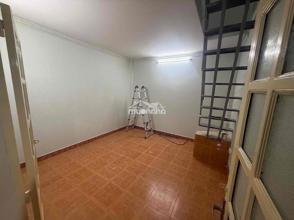 [Quận 4] hẻm 1 / đường tôn đản - chính chủ cho thuê nhà nguyên căn - 2