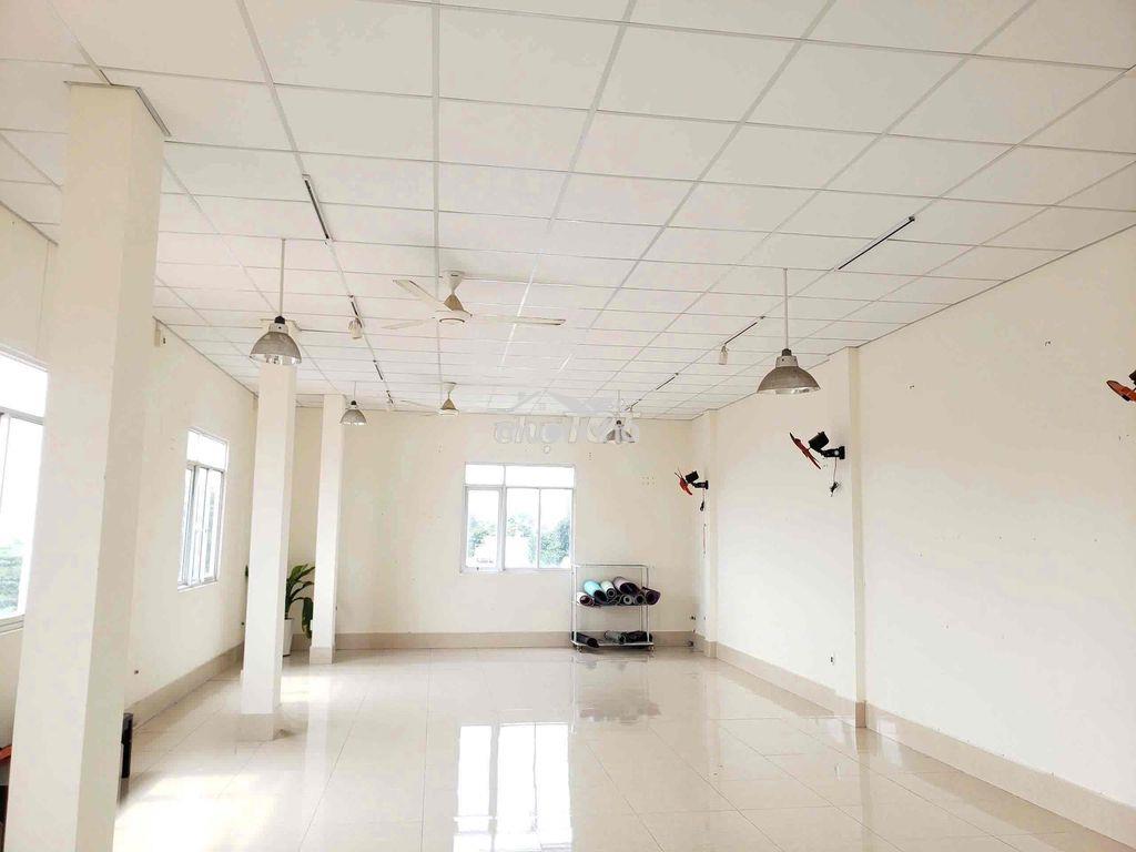Văn phòng 80m2 giá 4tr/th phù hợp dạy học văn phòng đại diện trung tâm - 4