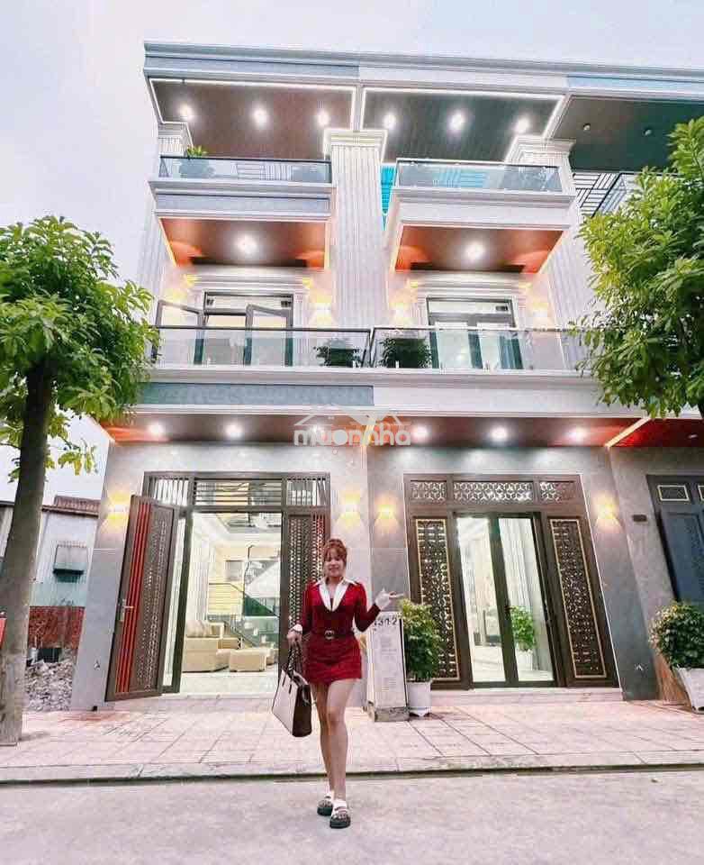 Bán nhà trục chính giá *** kdc gần ngã tư bình chuẩn