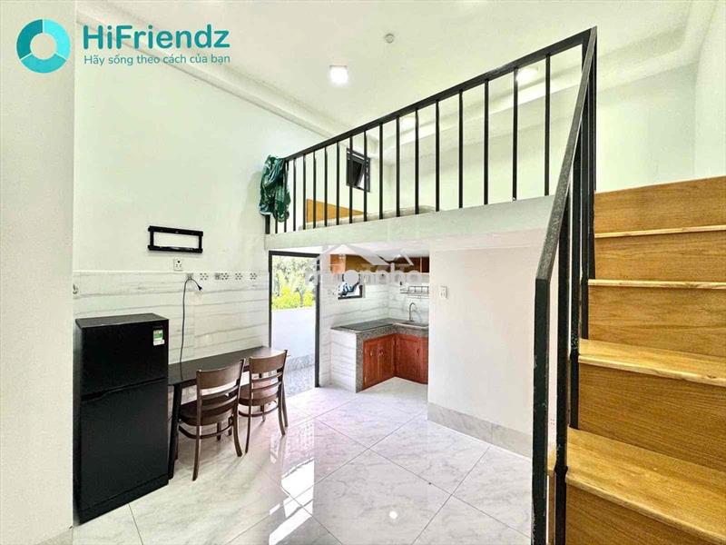 Trống sẵn duplex ban công 40m2 siêu rộng , thang máy , âu dương lân q8