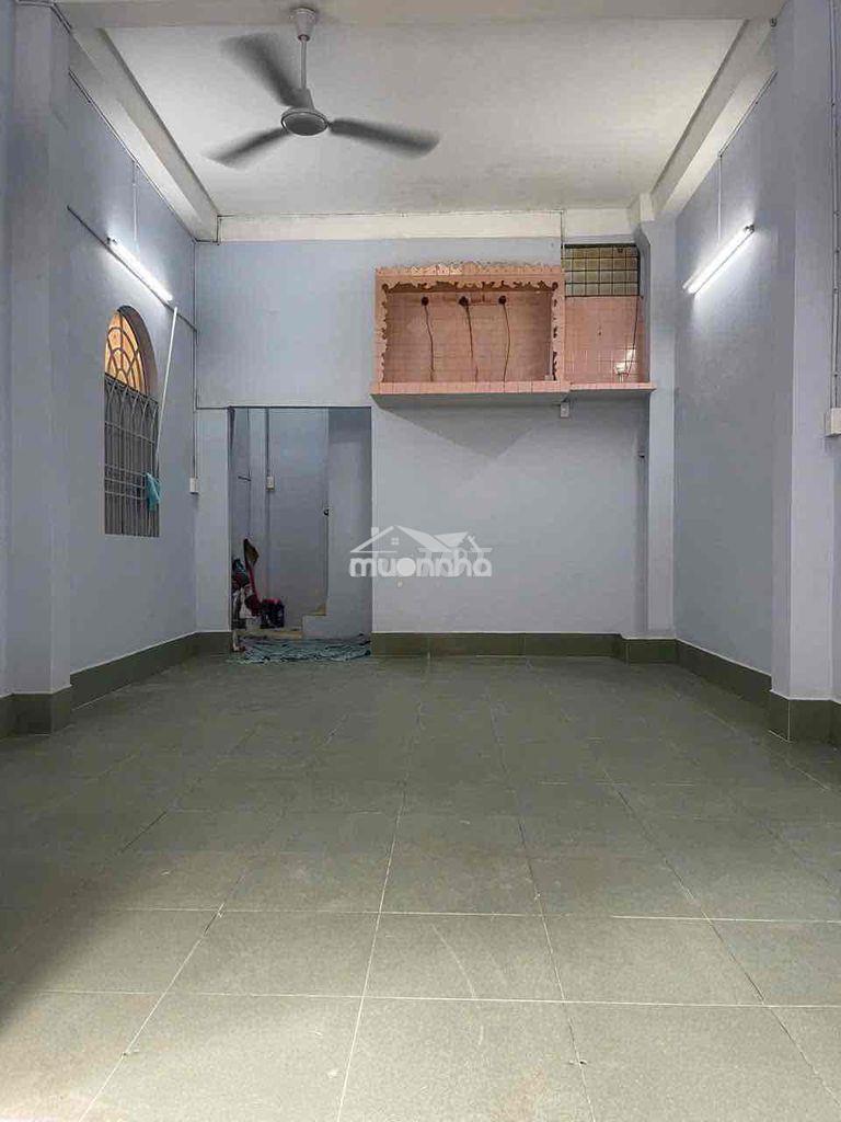 Cho thuê nhà lạc long quân hẻm rộng tiệ kinh doanh - 2