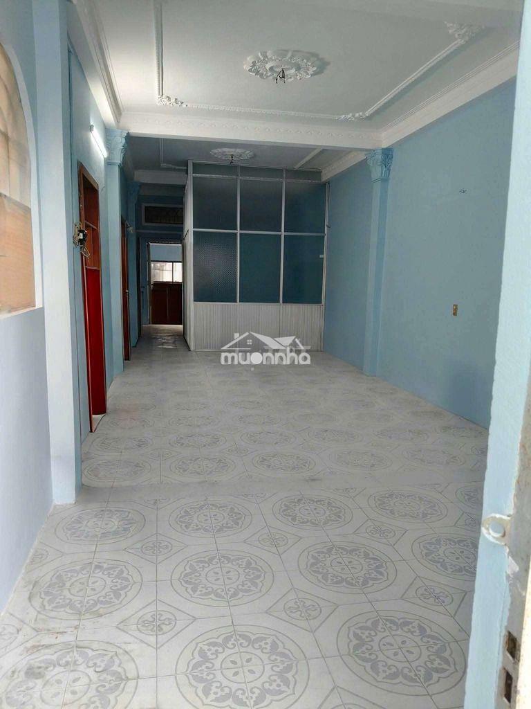 Nhà thoại ngọc hầu [4x21, 3 lầu, 4pn, 4toilet] 18tr/tháng - 2