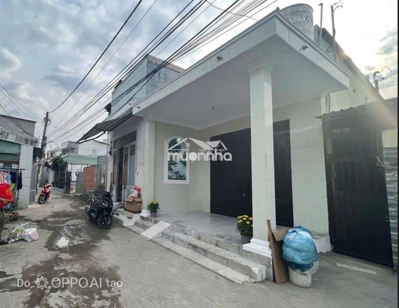 Nhà cấp 4 có gác lửng 3pn hẻm oto đường số 8 linh xuân, ở gia đình