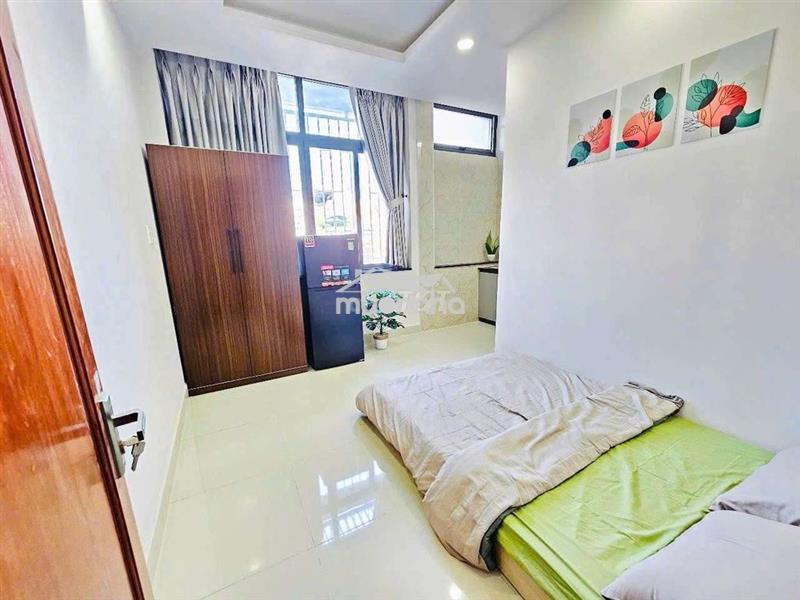 Phòng full nội thất, giờ giấc tự do ngay chợ tân bình