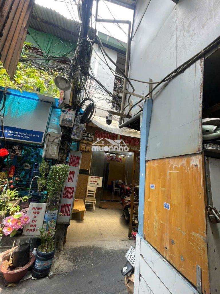 Nhà hẽm nguyên công trứ. diện tích : 5 x 20m. - 2
