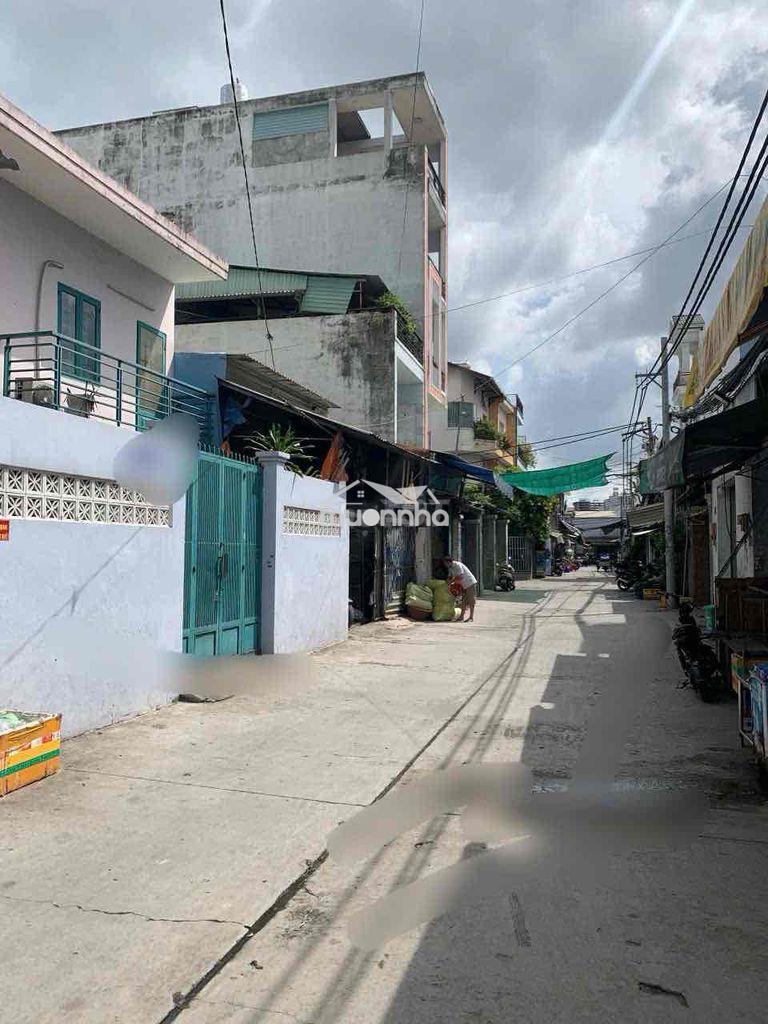 Gần aeon tân phú, dt 8x20, có 3pn, tiện là kho, may đồ - 3
