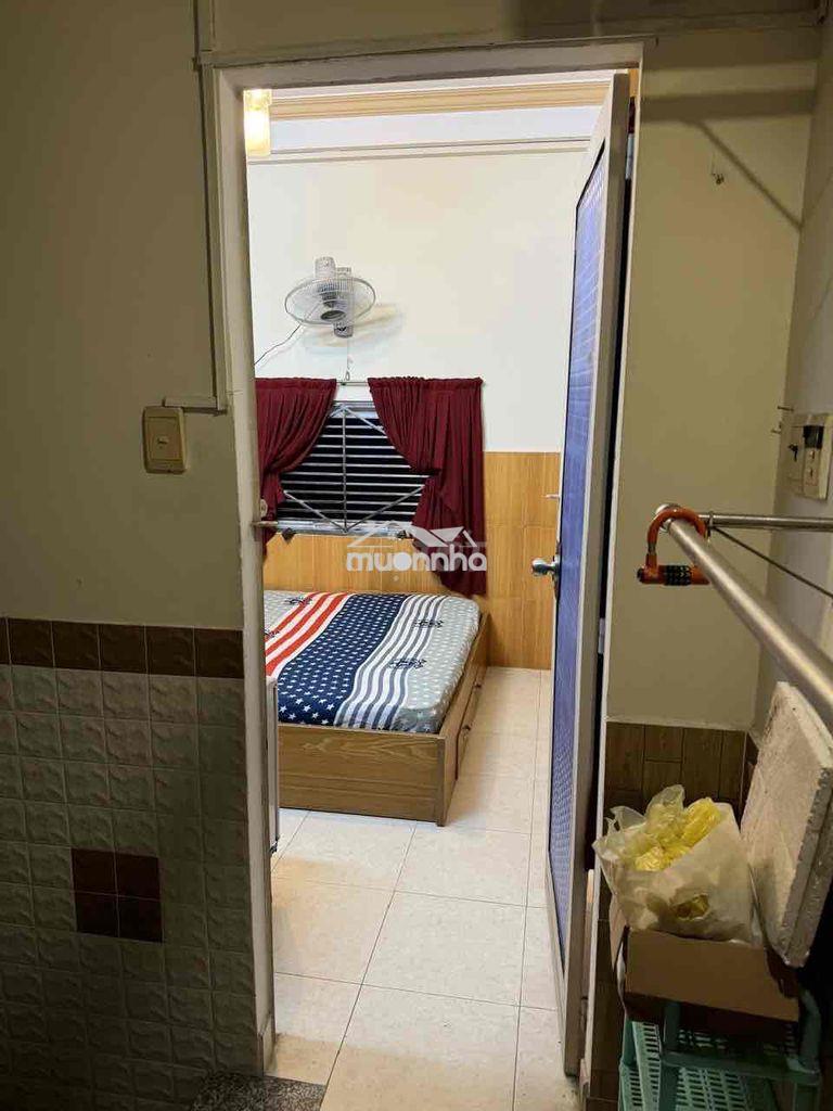Cho thuê nhà hẻm 215 huỳnh văn bánh ,  5 tầng phường phú nhuận - 3
