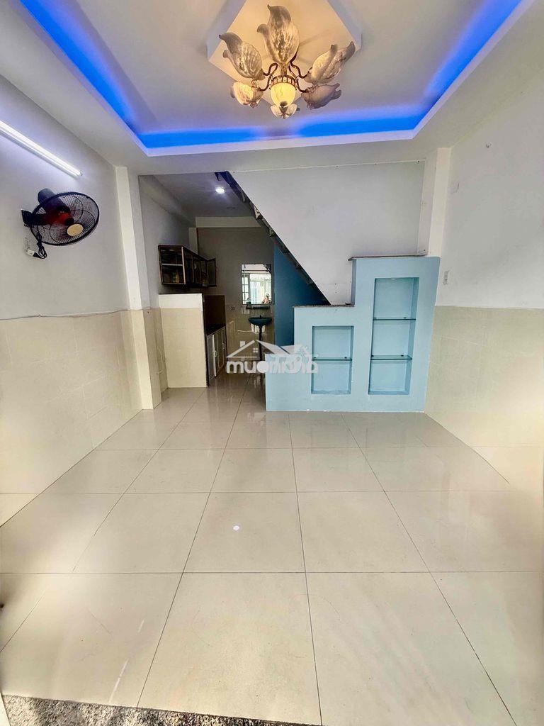 🏠🏠  Cho thuê nhà hẻm đường phạm thế hiển p7 q8  gần nhà thờ bình an th