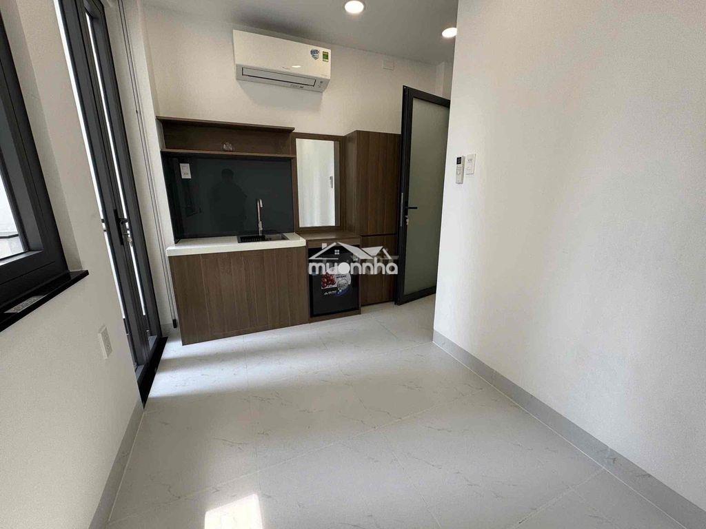 Khai trương căn hộ mới ban công đầy đủ nội thất ban công q3 gần pn, q1 - 2
