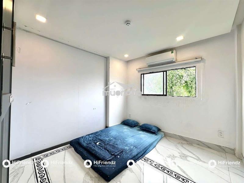 Cho thuê căn hộ 2 phòng ngủ , ban công thoáng - full nội thất