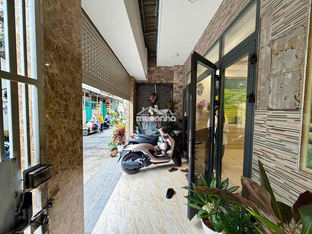 Hxh ngủ trong nhà, chdv sát mặt tiền ngay công viên gia định, và bệnh - 4