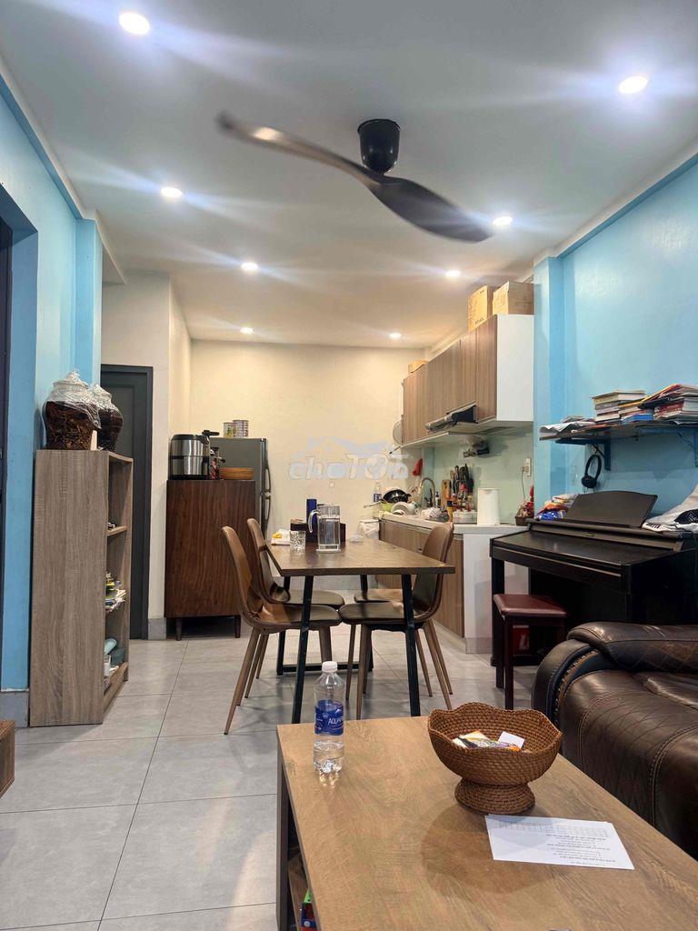 Nhà 1 trệt 1lầu nguyễn văn linh quận 7 ,
