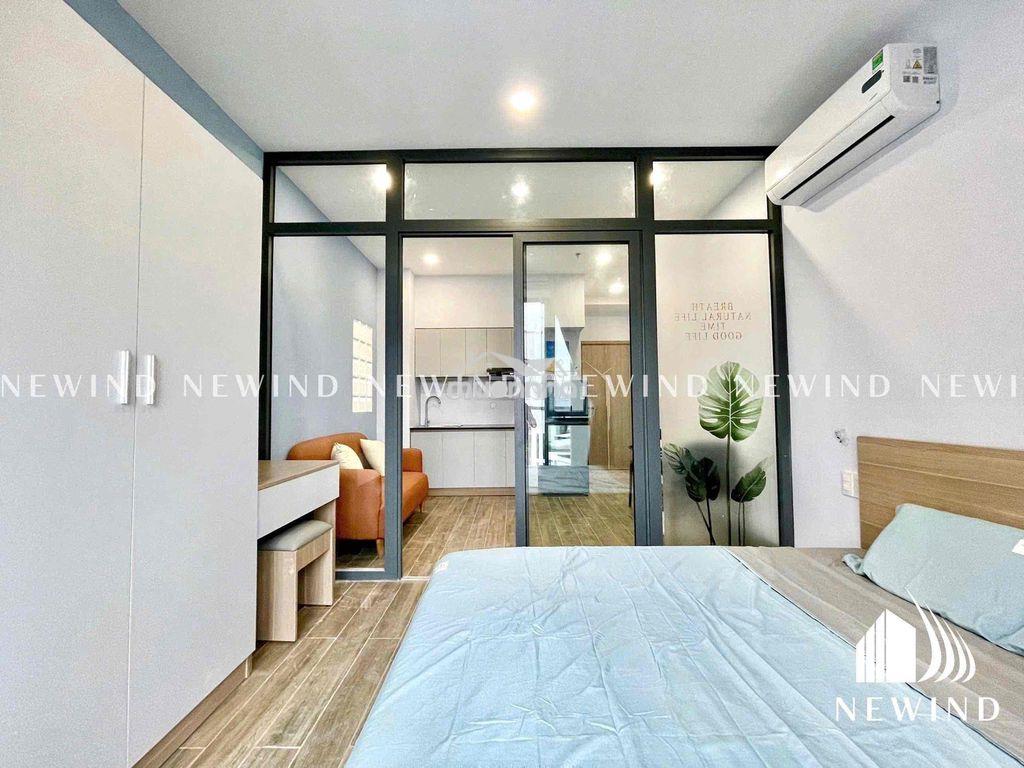 Cho thuê căn hộ 1pn/studio full nt ban công tách bếp ngay trung tâm q7 - 4