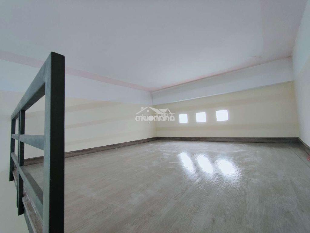 Phòng trọ apd giá 2.3tr có gác, gần dh nguyễn tất thành - 3