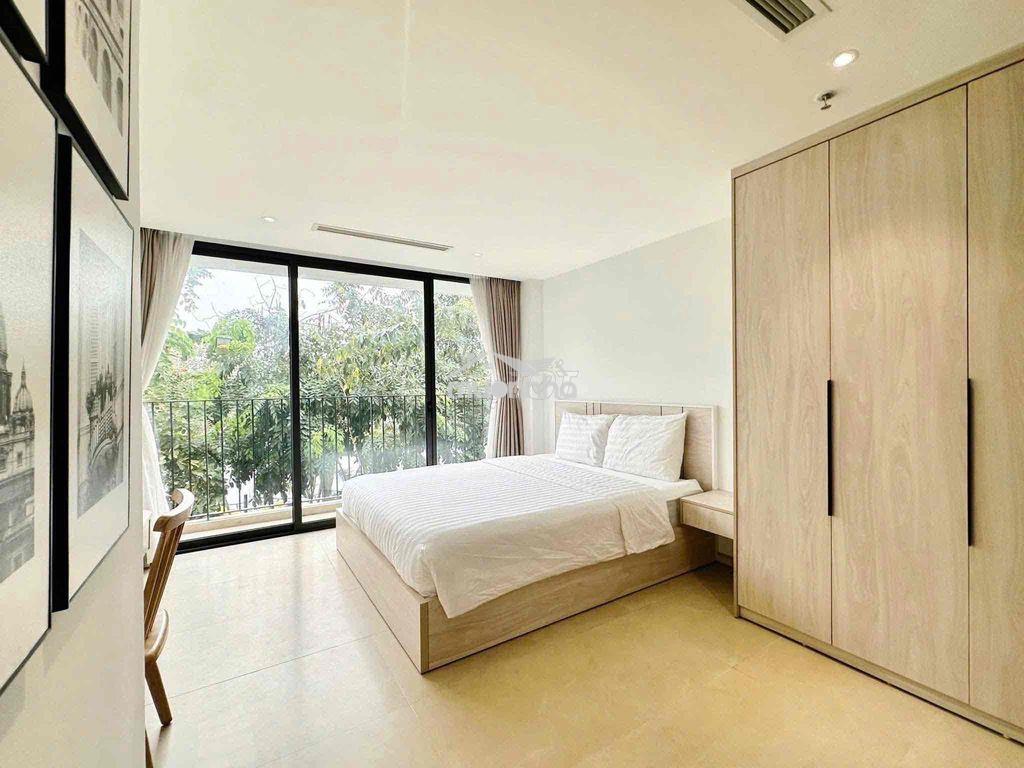 Cho thuê căn hộ 1 phòng ngủ full nội thất cao cấp - ngay sân bay - 2