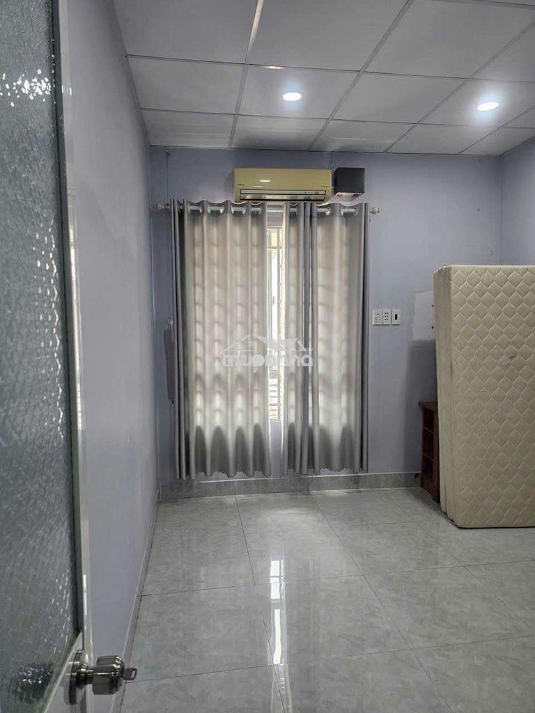 Cần bán gấp p6 quận 8 bùi minh trực..