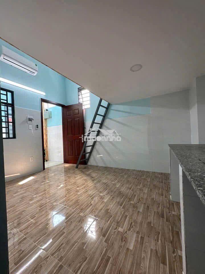 Phòng duplex có máy lạnh gần bệnh viện đh ngân hàng spkt - 2