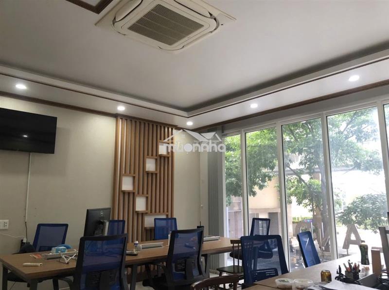 Nhà đường c18 diện tích: 6x19m trệt 3 lầu cho thuê