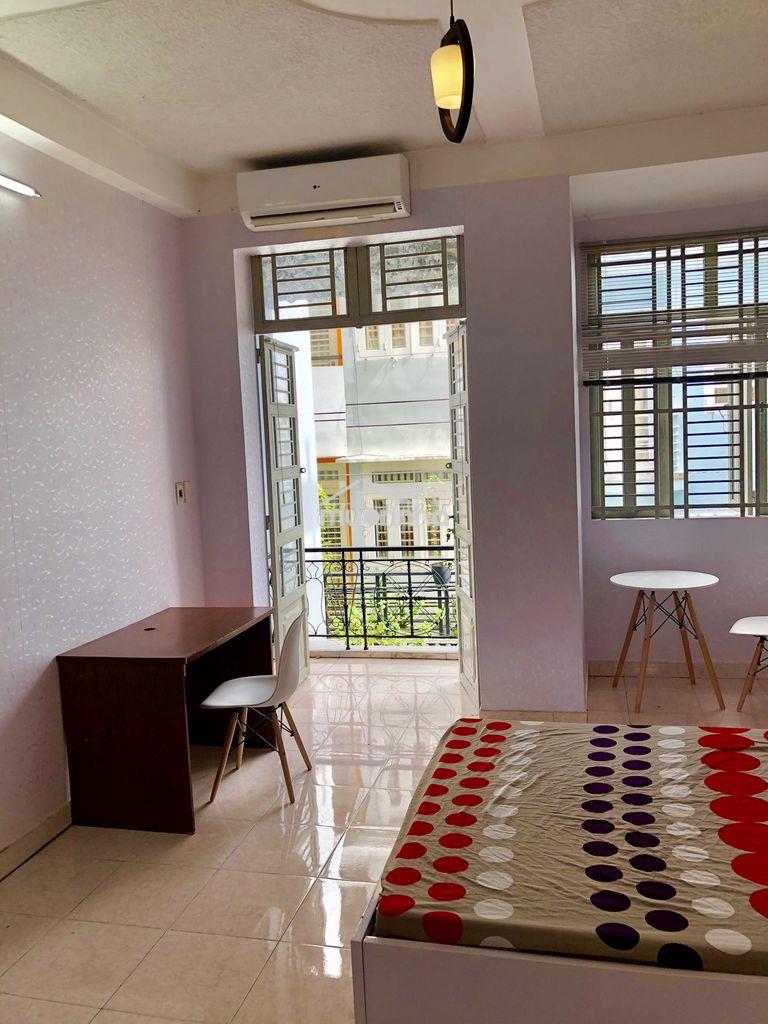 Phòng mới có nội thất, thoáng mát. 237 nguyễn văn đậu - 2