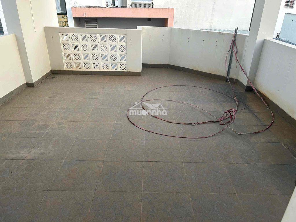 Bán nhà 3 tầng căn góc gần phạm văn đồng - 3