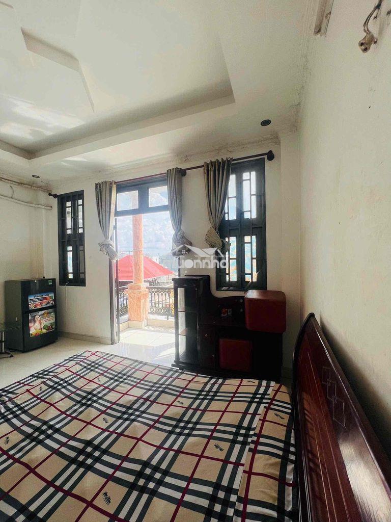 Phòng ban công full nội thất giá rẻ - 2