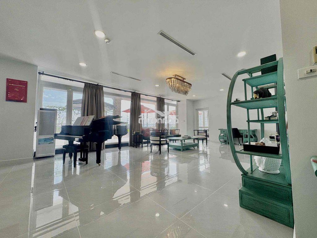 🌹Penthouse sân vườn cao ốc phú nhuận - 200m2 - nt cao cấp🌟trống sẵn - 3