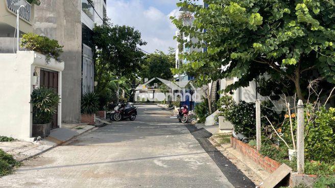 Bán đất thổ cư ngay khu đô thị vinhomes quận 9  - 2