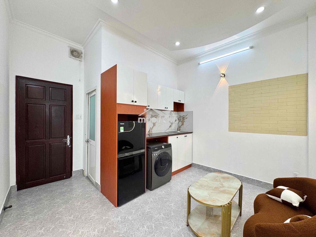 Cho thuê căn hộ bancong 40m2 - ngay cao thắng, quận 3 - 2