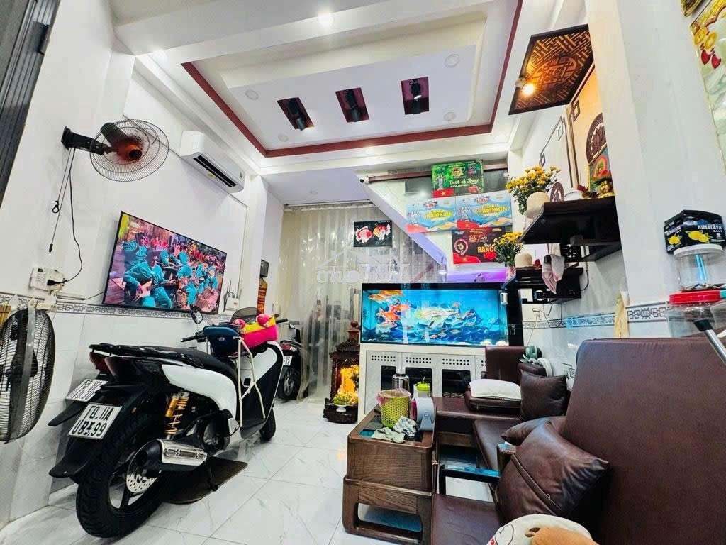 Nhà bán 4 tầng bình đông p. phú định - quận 8 - 5pn hẻm xe tải - shr - 2