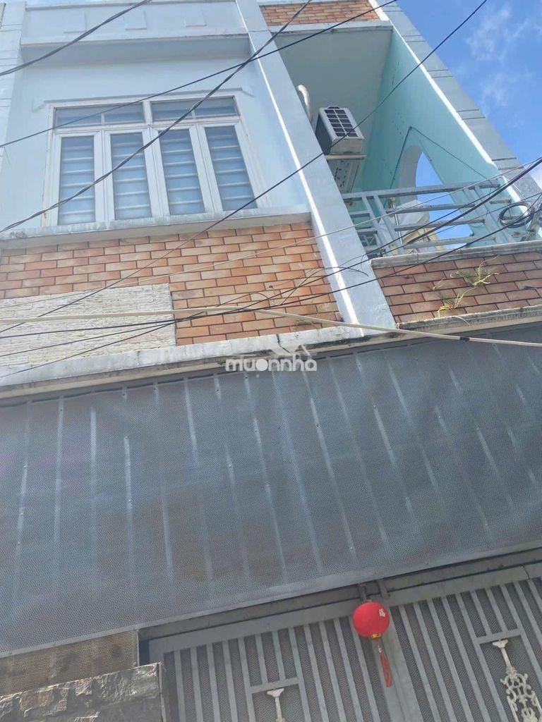 Cho thuê nhà trệt lầu gần chợ hiệp bình đối diện gigamaill, thủ đức