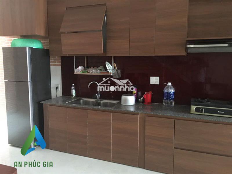 Cho thuê nhà 3 tầng 5pn mặt tiền bùi bỉnh uyên