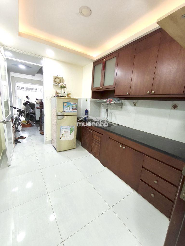 Hot!!! 1 phòng ngủ tách bếp - 30m2 - giá rẻ chỉ 4,7tr - 4