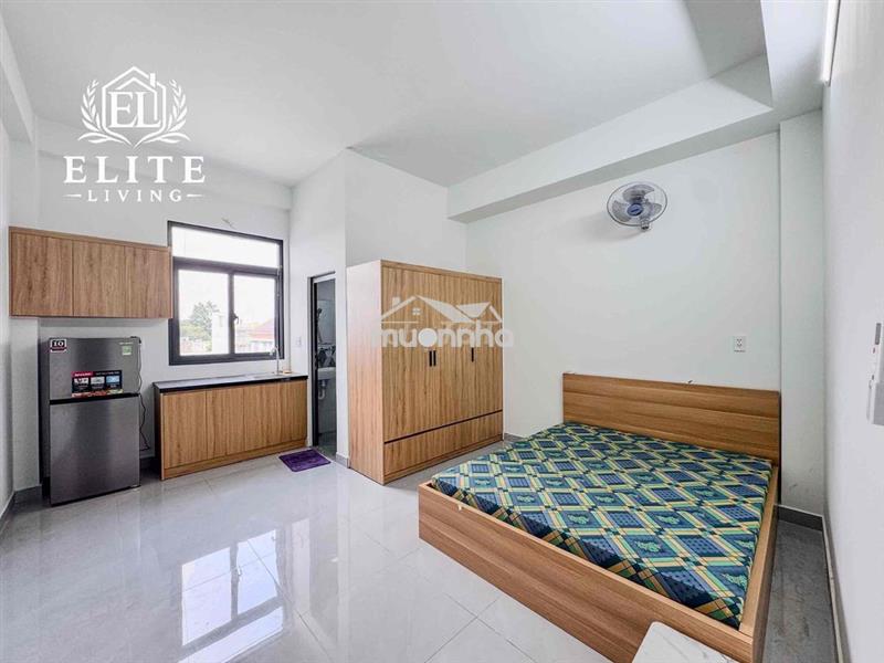 Cho thuê căn hộ dịch vụ mới xây gần ngã tư bình thái