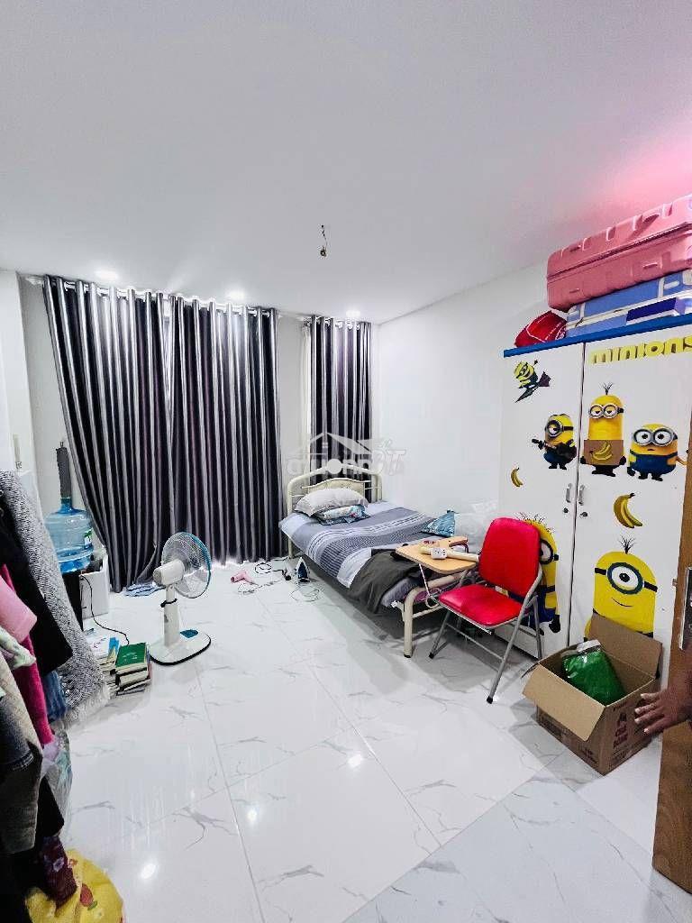 Bán nhà hoàng sa, quận 3 sát bờ kè, 4 tầng, hẻm xe hơi yên tĩnh  - 2