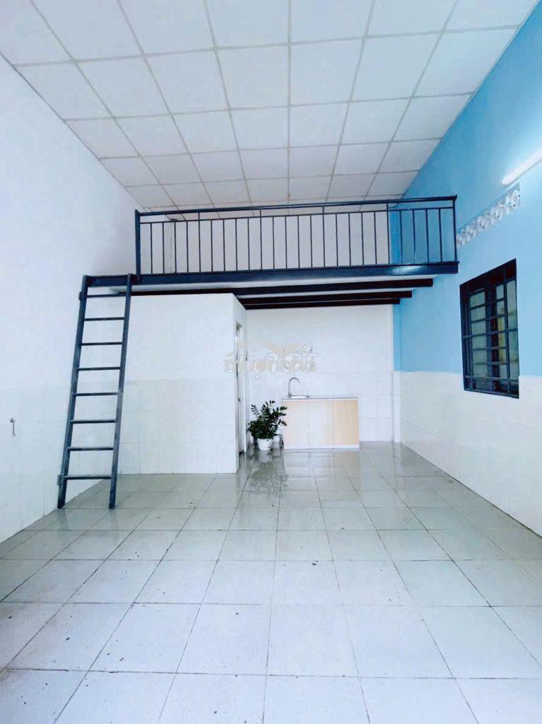 Kiot mặt tiền rộng rãi, thoáng mát, dĩ an, gần ktx khu a, bx miền đông - 2
