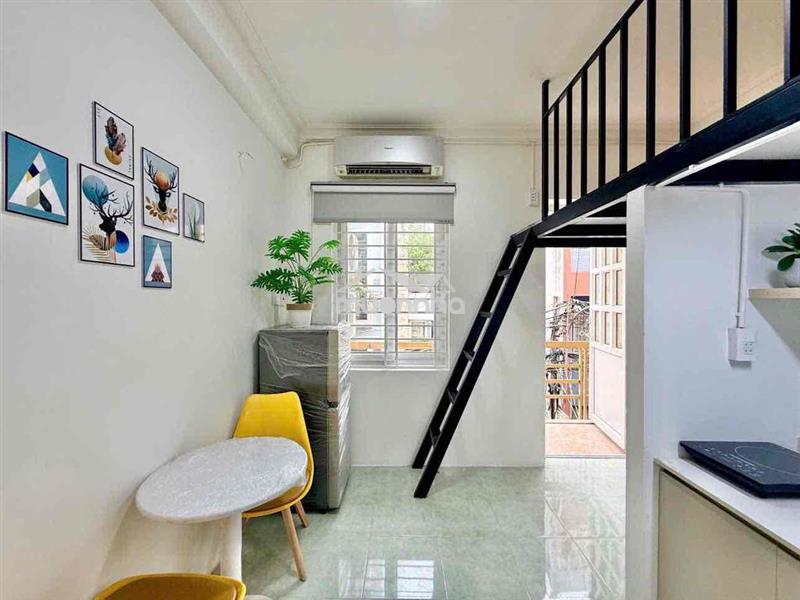 Duplex gác cao ban công thoáng