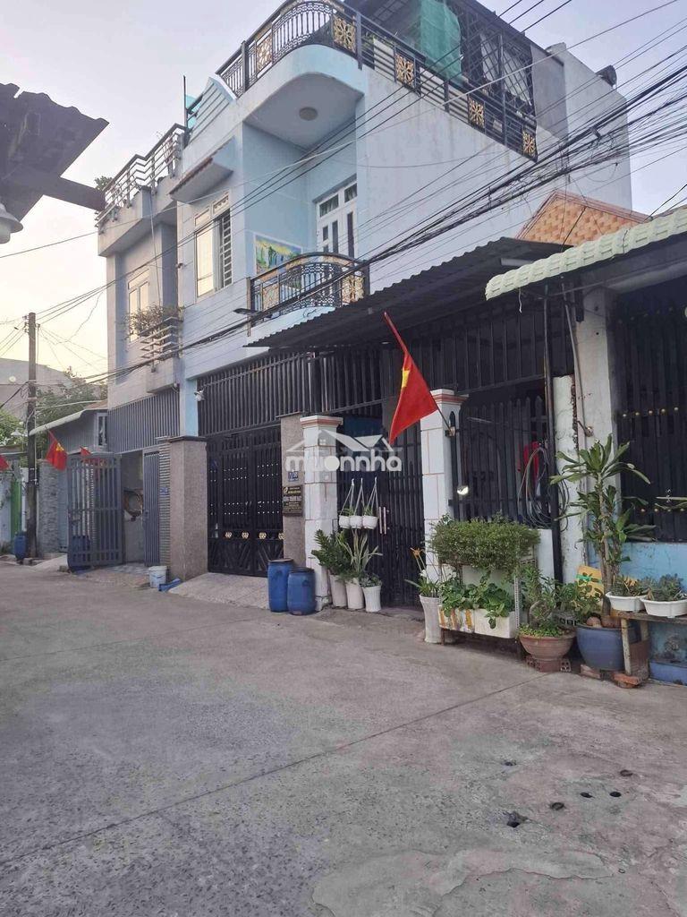 Nhà lầu gần quốc lộ 1 k gần làng đại hoc - 3
