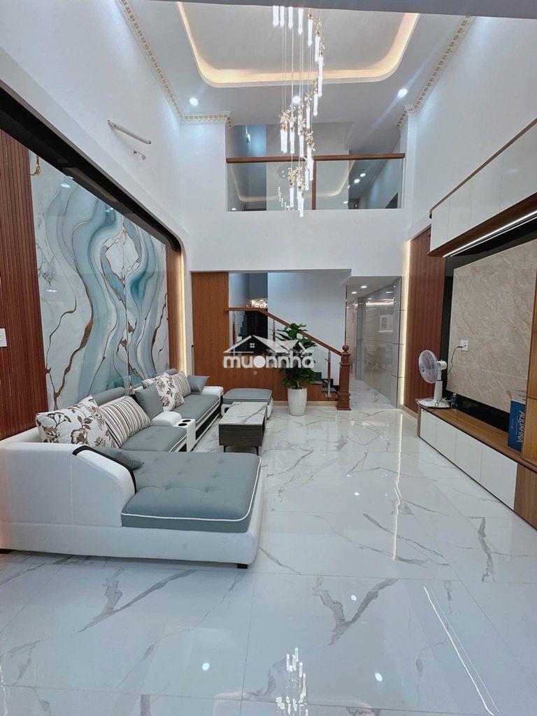 65m2-5 tầng thang máy-nhỉnh 8tỷ-mt lê văn quới-xe tải thông né -nở hậu