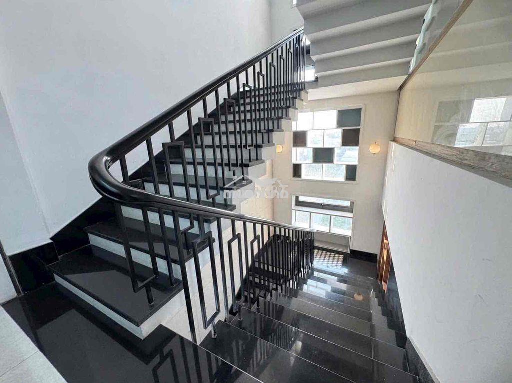 Cho thuê toà nhà mặt tiền phạm ngọc thạch, thủ dầu , bình dương - 4