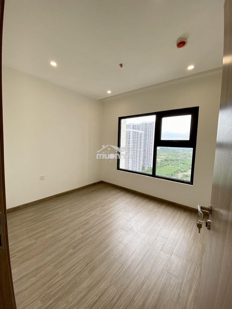 Cho thuê căn hộ góc 2pn+ vinhomes grand park nhà trống view hồ bơi - 3