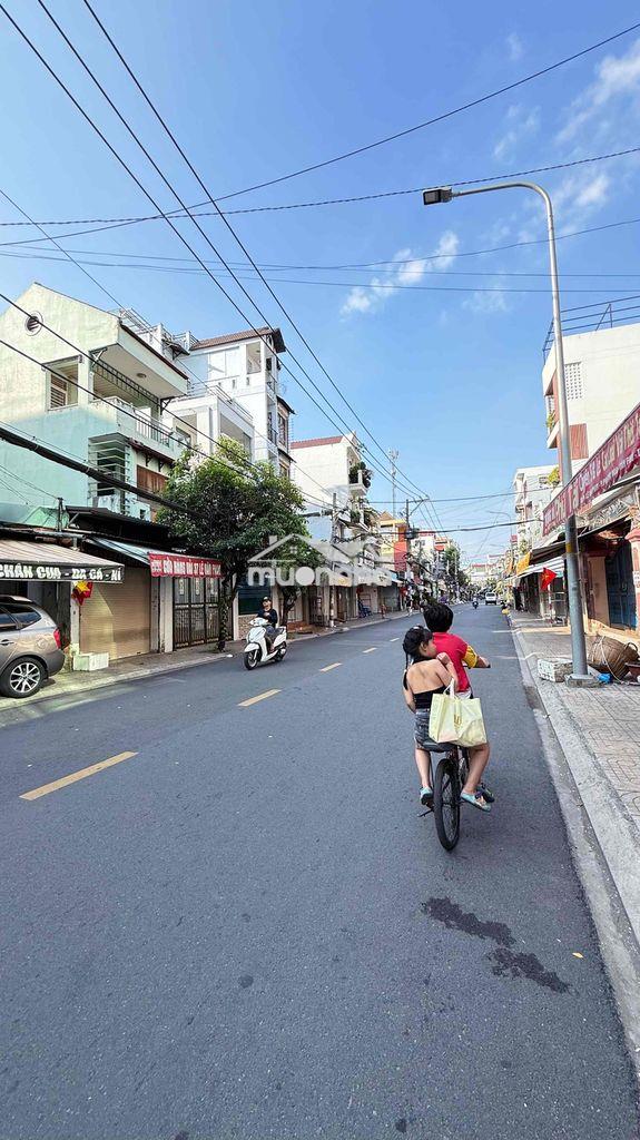 Ngay bánh mì tuấn mập vip vườn lài 26m2 chỉ 2 tỷ nhỉnh