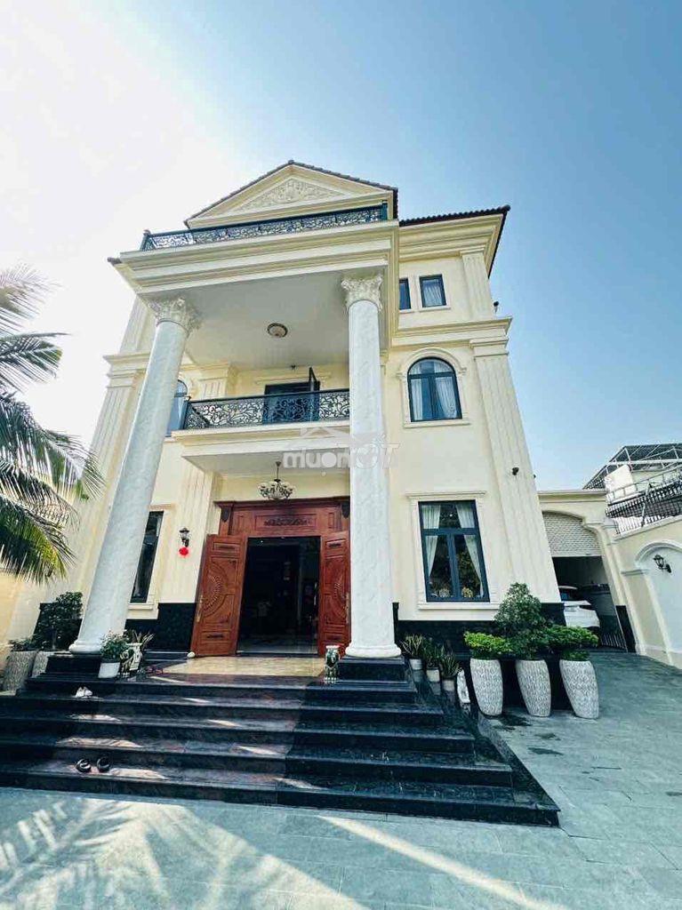 Chủ gấp ra hàng giảm 1 tỉ biệt thự hiệp bình chánh