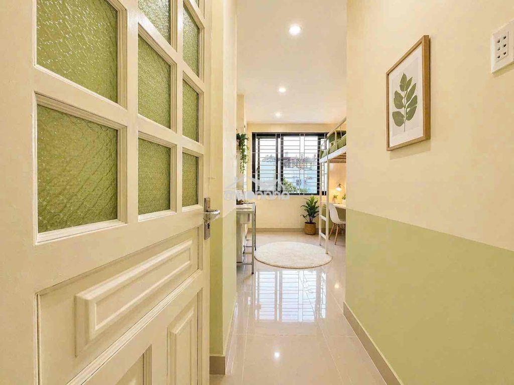 Căn hộ xinh giá rẻ có gác, cửa sổ to đón nắng trời gần phú nhuận, q3 - 3