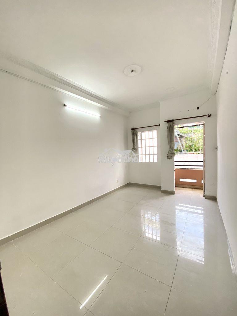 Phòng giá rẻ, mới, thoáng mát. hẻm 120 thích quảng đức - 2