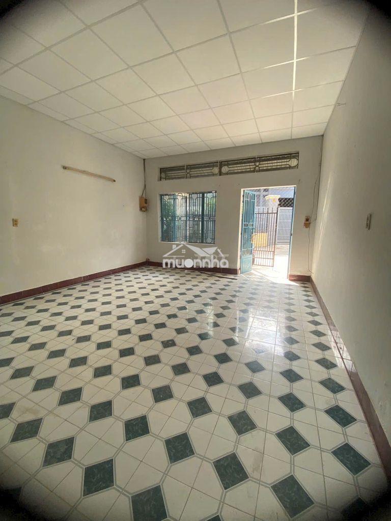 Bán nhà phường an bình 50m2 ngay chợ đường ô tô giá 2 tỷ 490